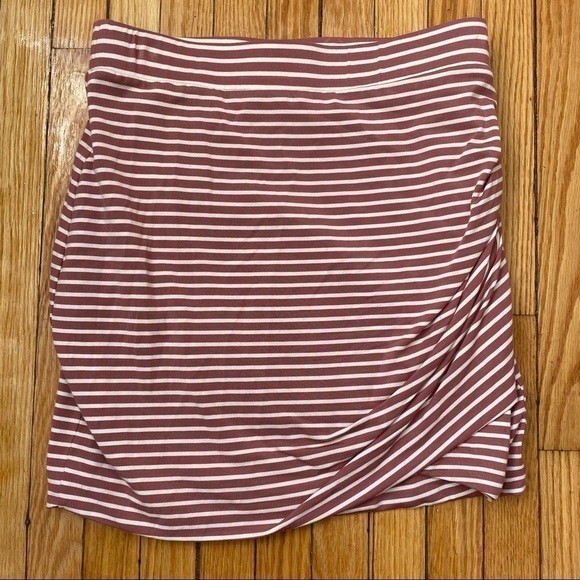 LOVERS + Friends VOYAGE SKIRT size S in color Sand - Picture 8 of 8